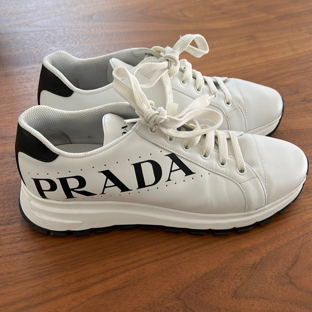 Prada leather sneakers size 40